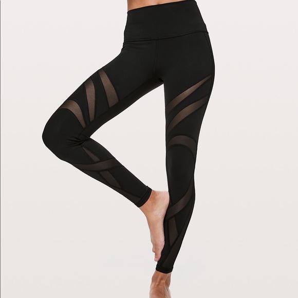 Lululemon wunder under HR tight *Mesh - Picture 4 of 7